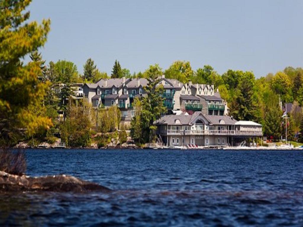 Taboo Muskoka Hotel Gravenhurst Ngoại thất bức ảnh