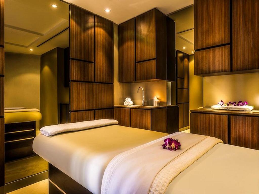Taboo Muskoka Hotel Gravenhurst Ngoại thất bức ảnh