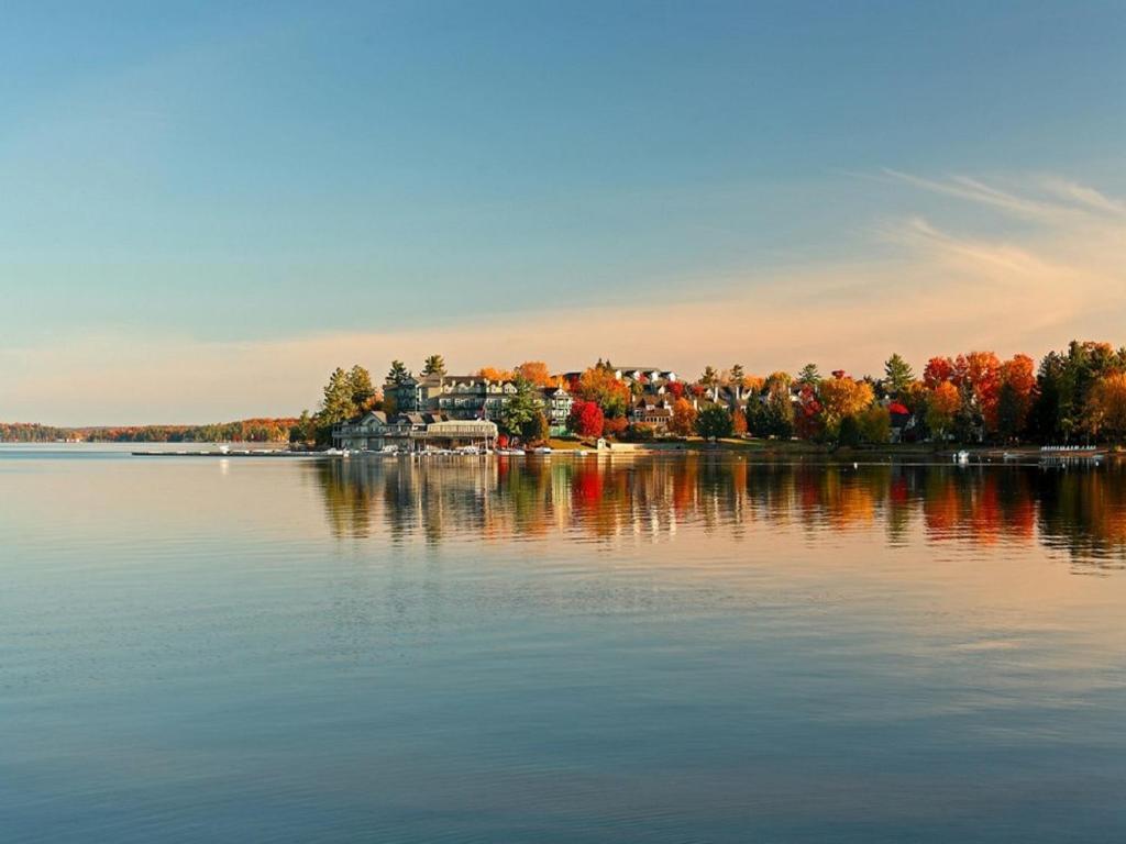 Taboo Muskoka Hotel Gravenhurst Ngoại thất bức ảnh