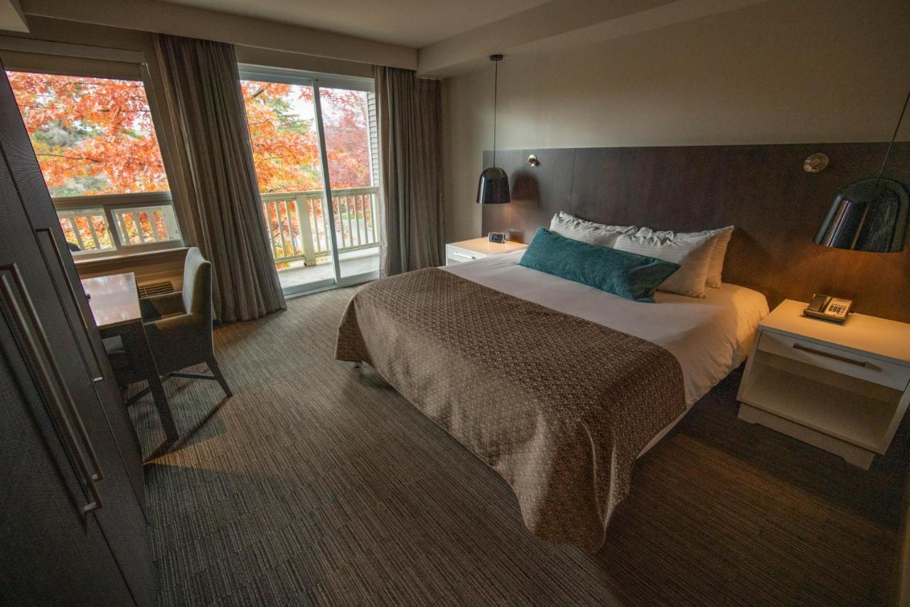 Taboo Muskoka Hotel Gravenhurst Ngoại thất bức ảnh