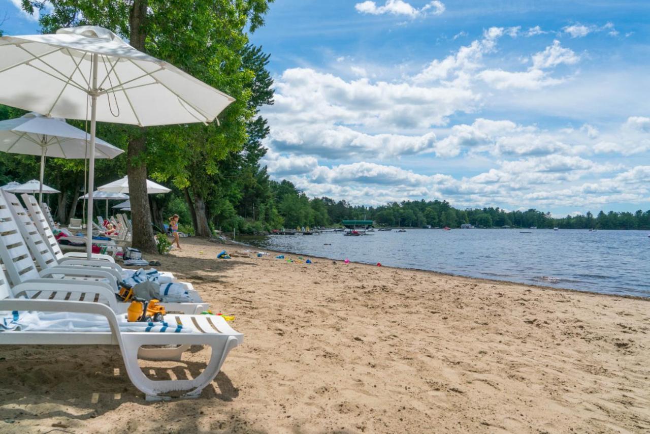 Taboo Muskoka Hotel Gravenhurst Ngoại thất bức ảnh